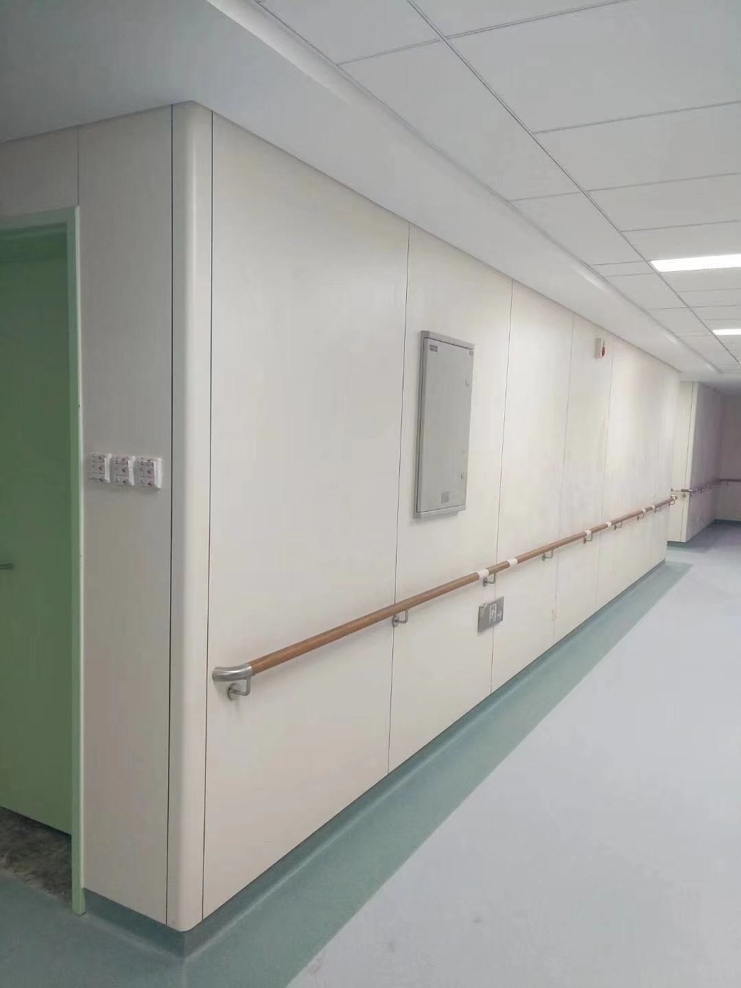 抗倍特板护墙板墙面生态板防火抗菌装饰板收银台护墙板厂家直销图5