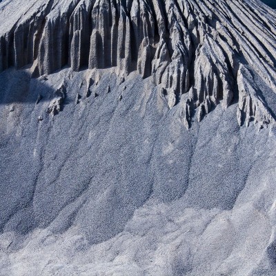 建筑垃圾再生混凝土骨料再生石再生砂石料铺路垫层还原土大量现货图5
