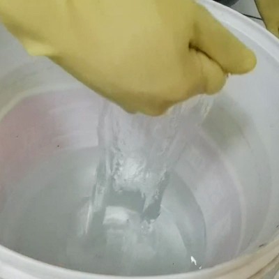 厂家货源 卫生间免砸砖防水涂料 渗透性 透明防水胶 防水渗漏剂图2