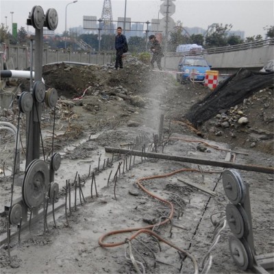拆除切割混凝土 桥梁桥墩 钢筋混泥土防撞墙切割图2