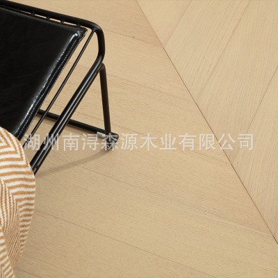 橡木全桉鱼骨拼黑色实木复合奶油色现代简约家装环保原木地板奶白  1件图2