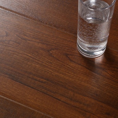 厂家直销强化复合地板12mm 千种花色 沈阳工厂家用酒店幼儿园      5平方米图3