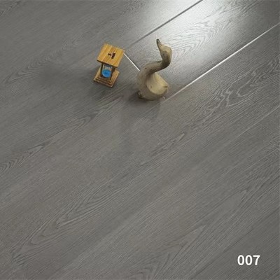 木质金刚板地暖强化复合木地板家用卧室环保耐磨防水厂家直销12mm      20平方米图3